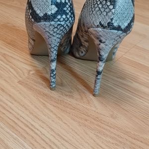 Snake skin high heels